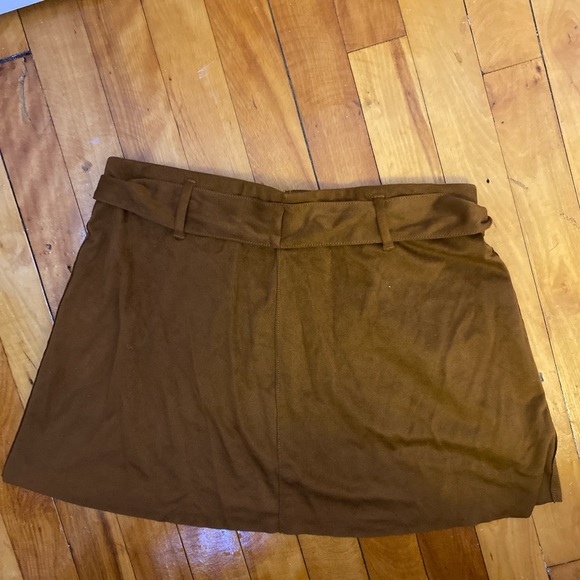 Brown faux suede skirt - Picture 3 of 4